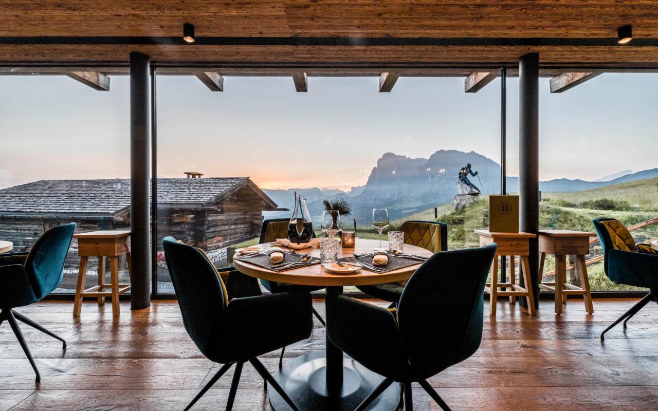Hotel Goldknopf Alpe Di Siusi Exterior foto